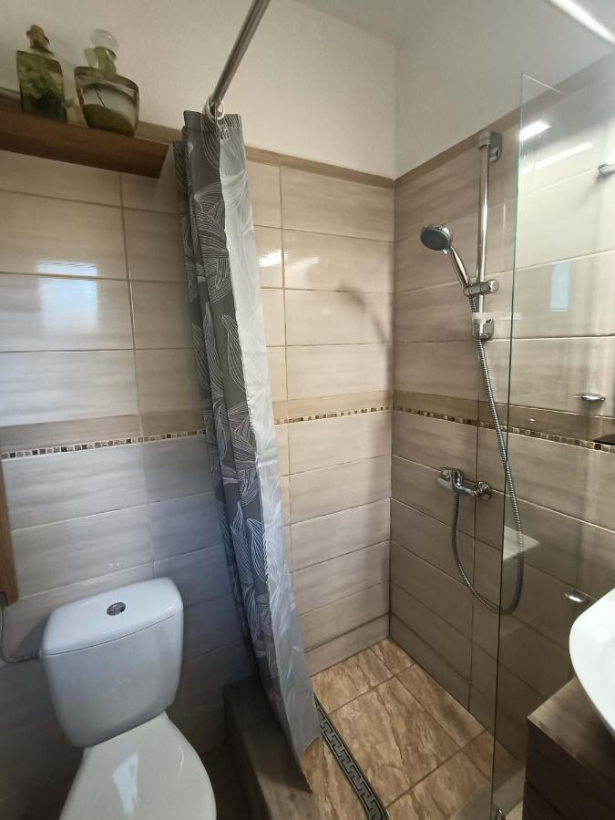 Hotel Toelgyfa Vendeghaz à Balatonszepezd Extérieur photo