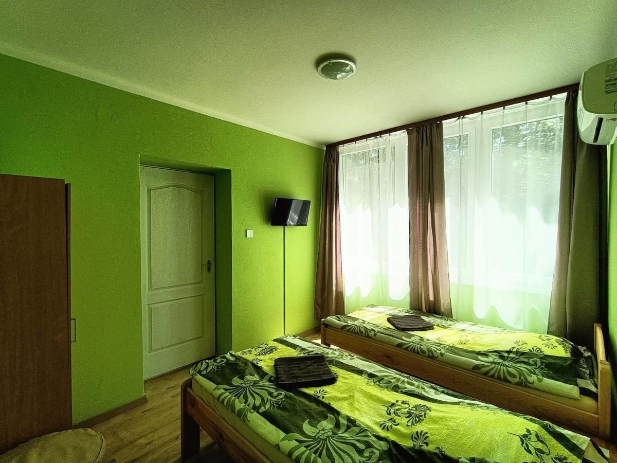 Hotel Toelgyfa Vendeghaz à Balatonszepezd Extérieur photo